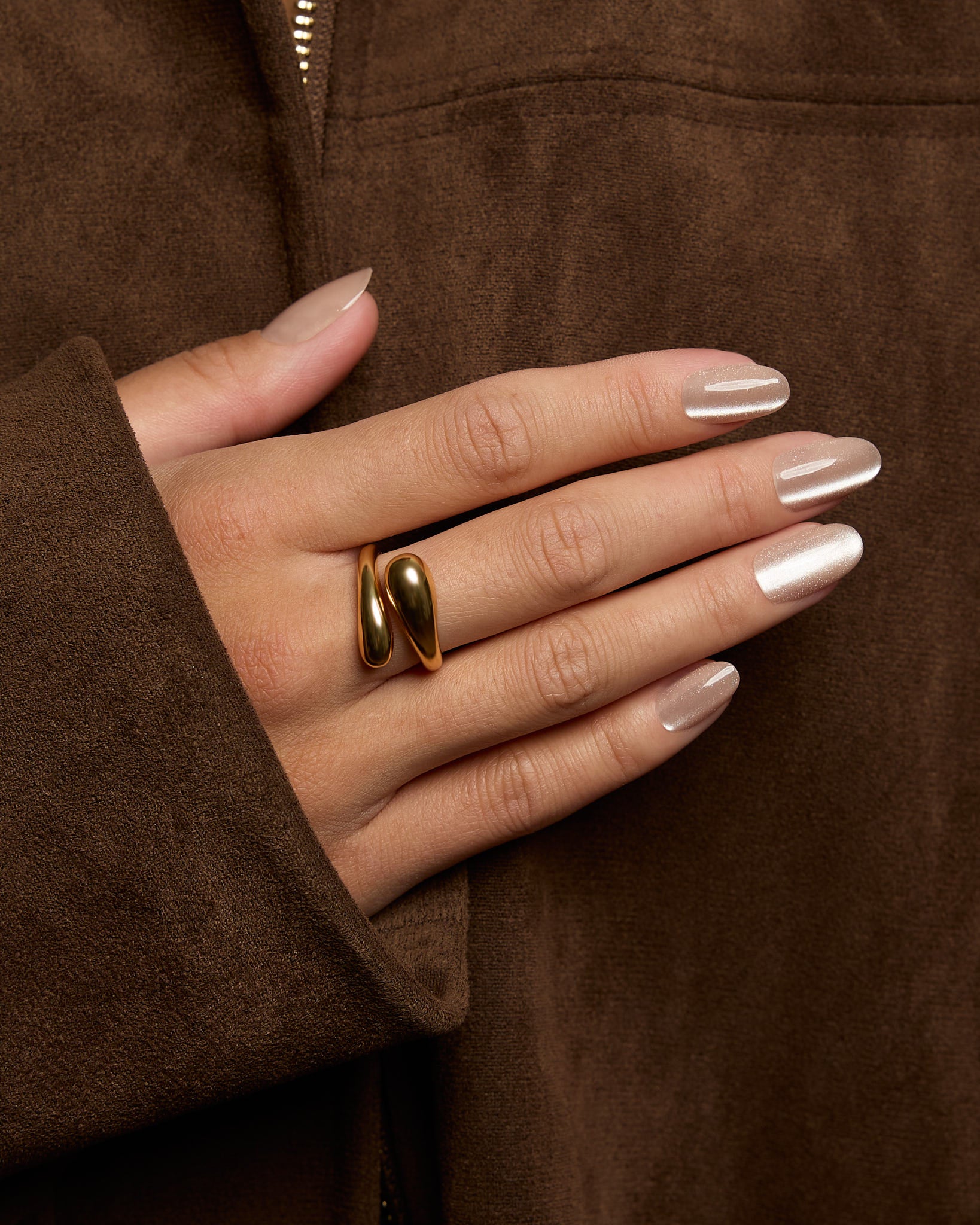 Champagne Cat Eye