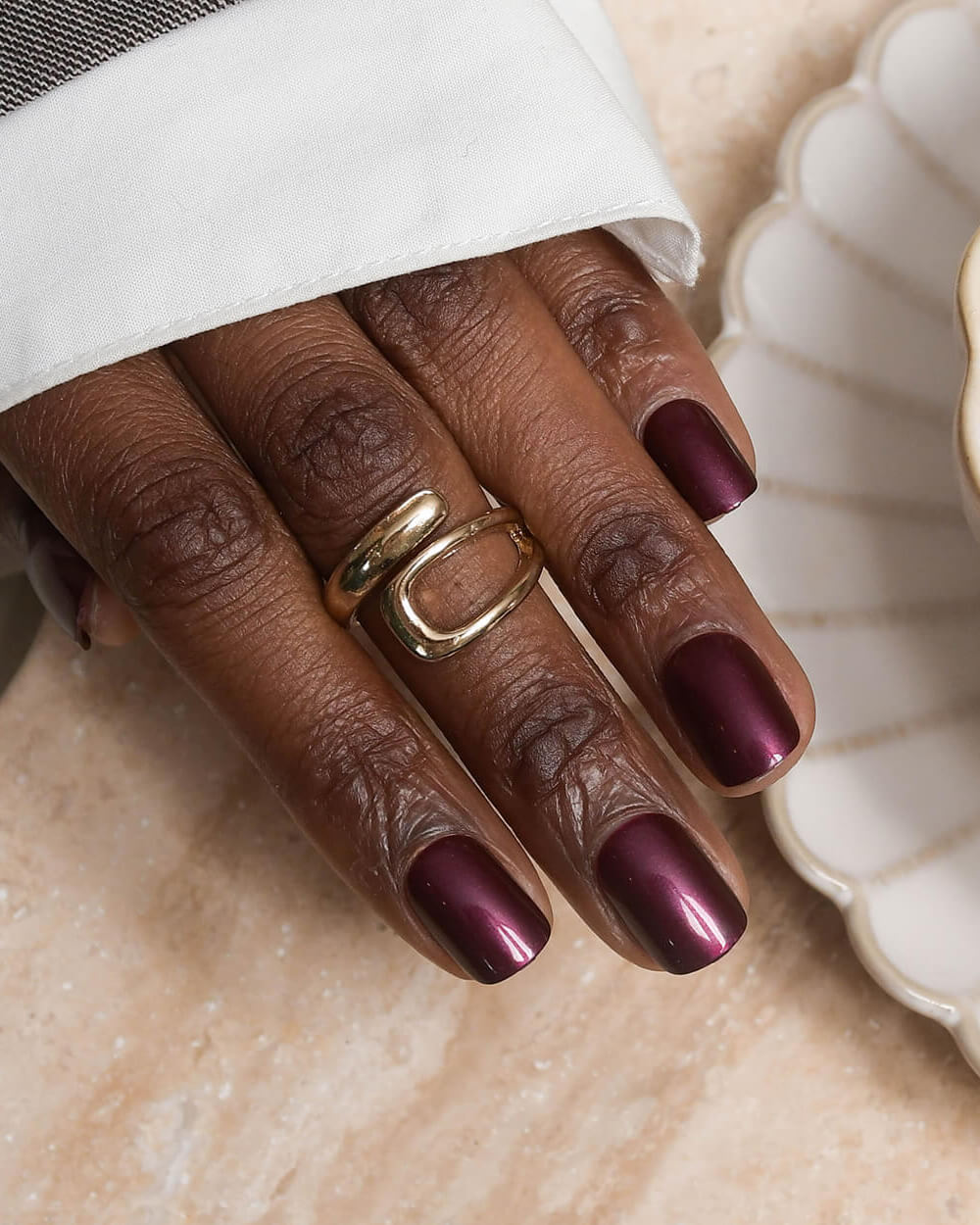 Cherry Noir - Square