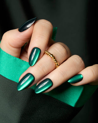Emerald Cat Eye