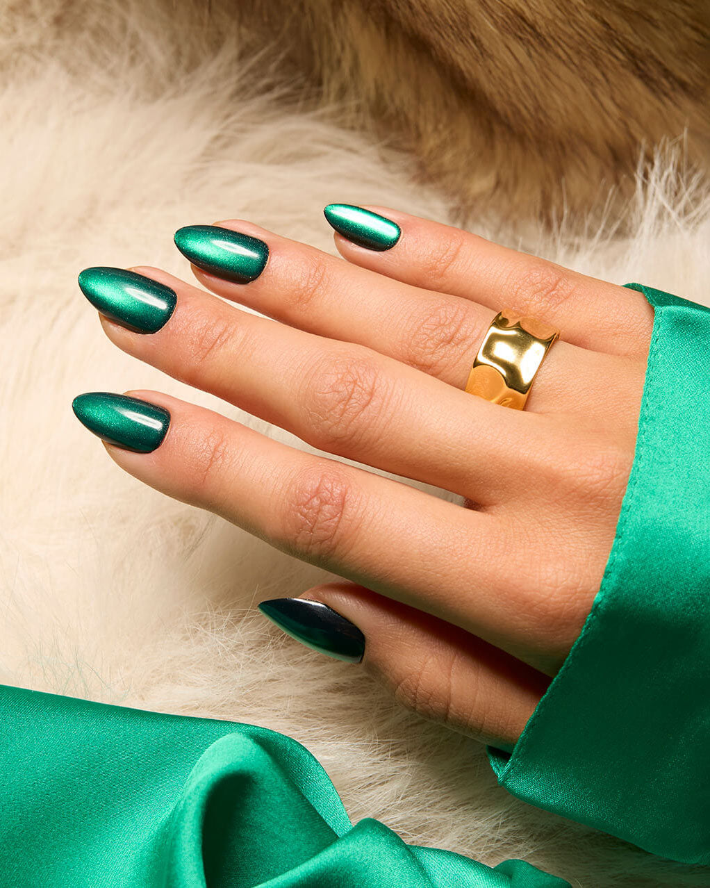 Emerald Cat Eye