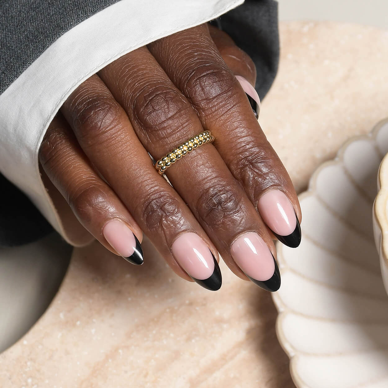 Black French - Almond