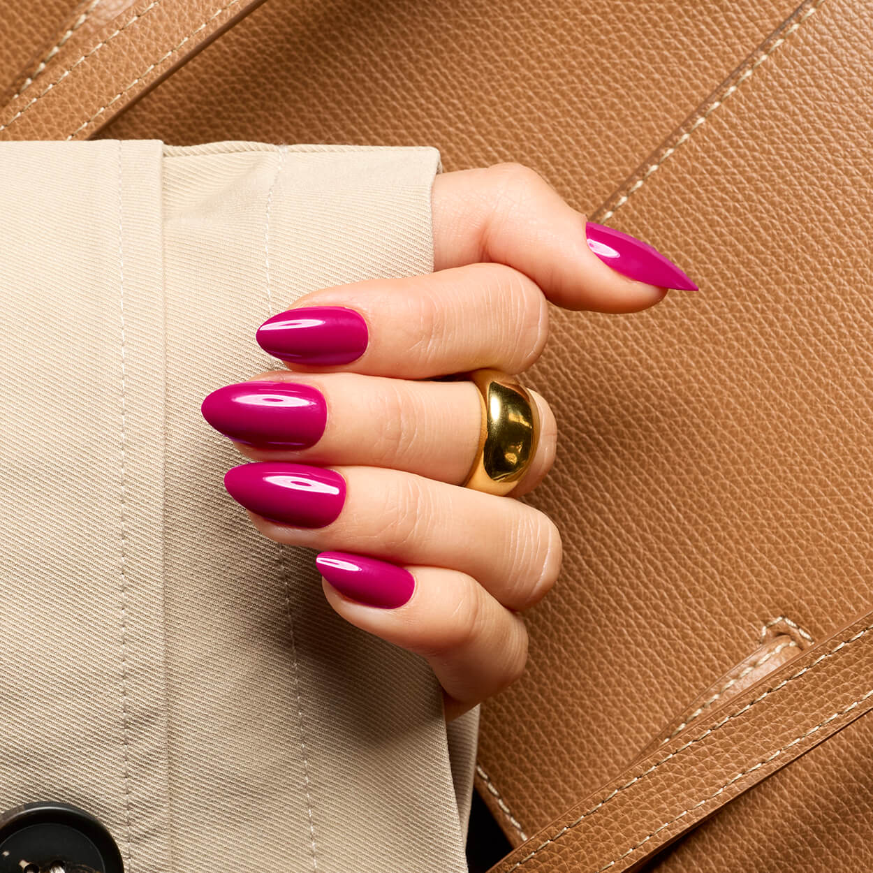 Hexed Heart - Almond