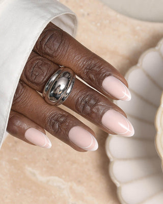 Outline French - Almond