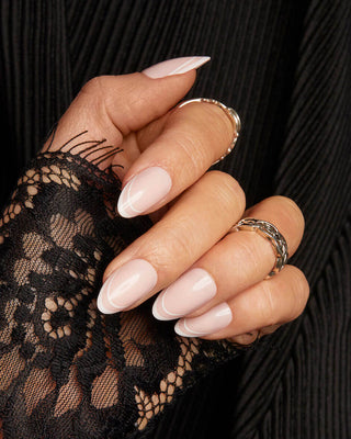 Outline French - Almond