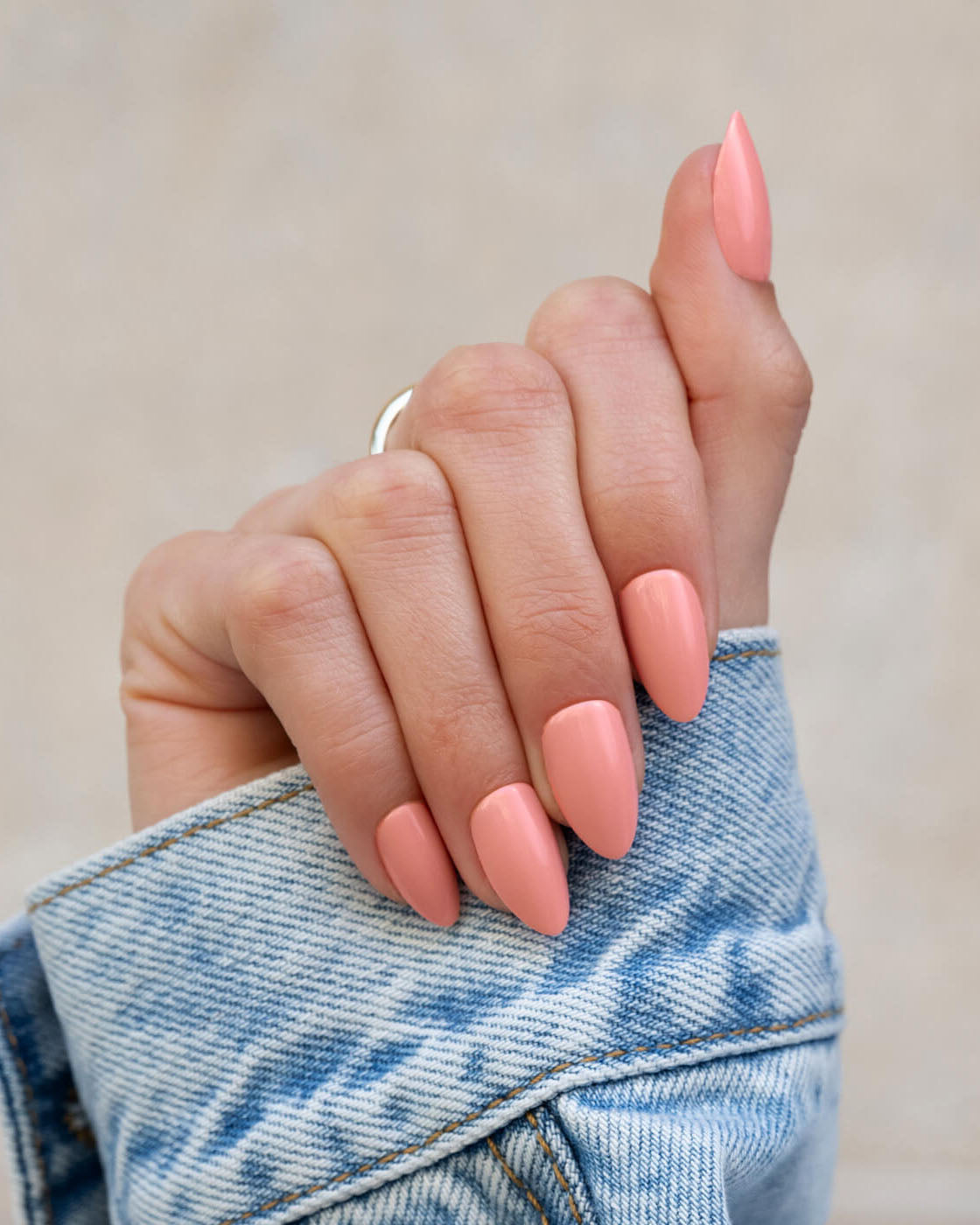 Peach Please - Almond