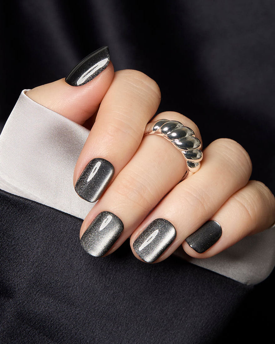Onyx Cat Eye