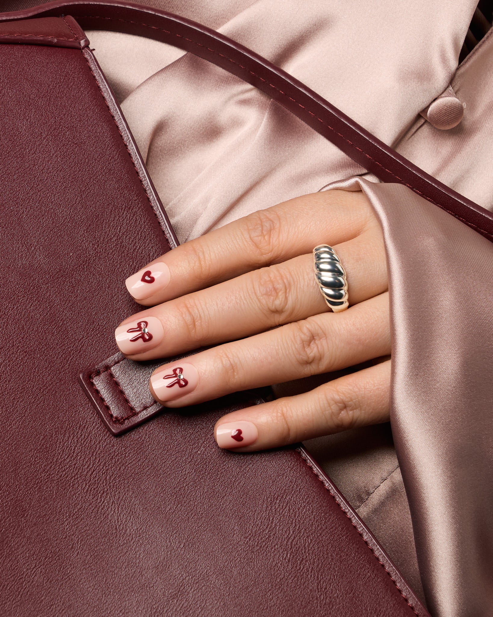 Tie the knot - Square