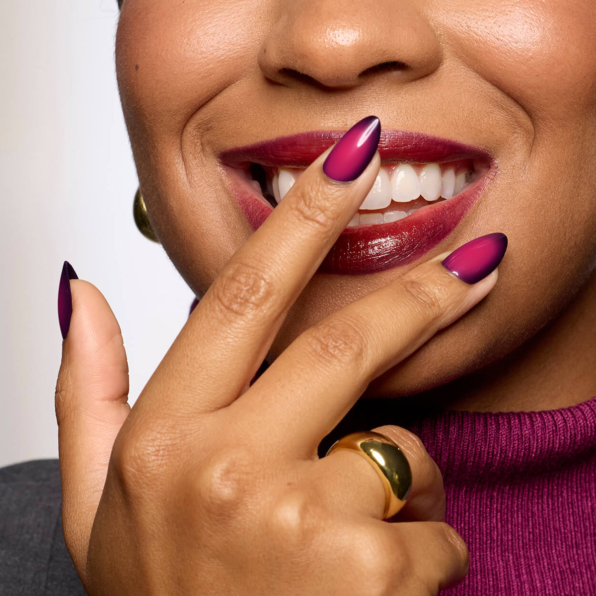 Velvet Aura - Almond