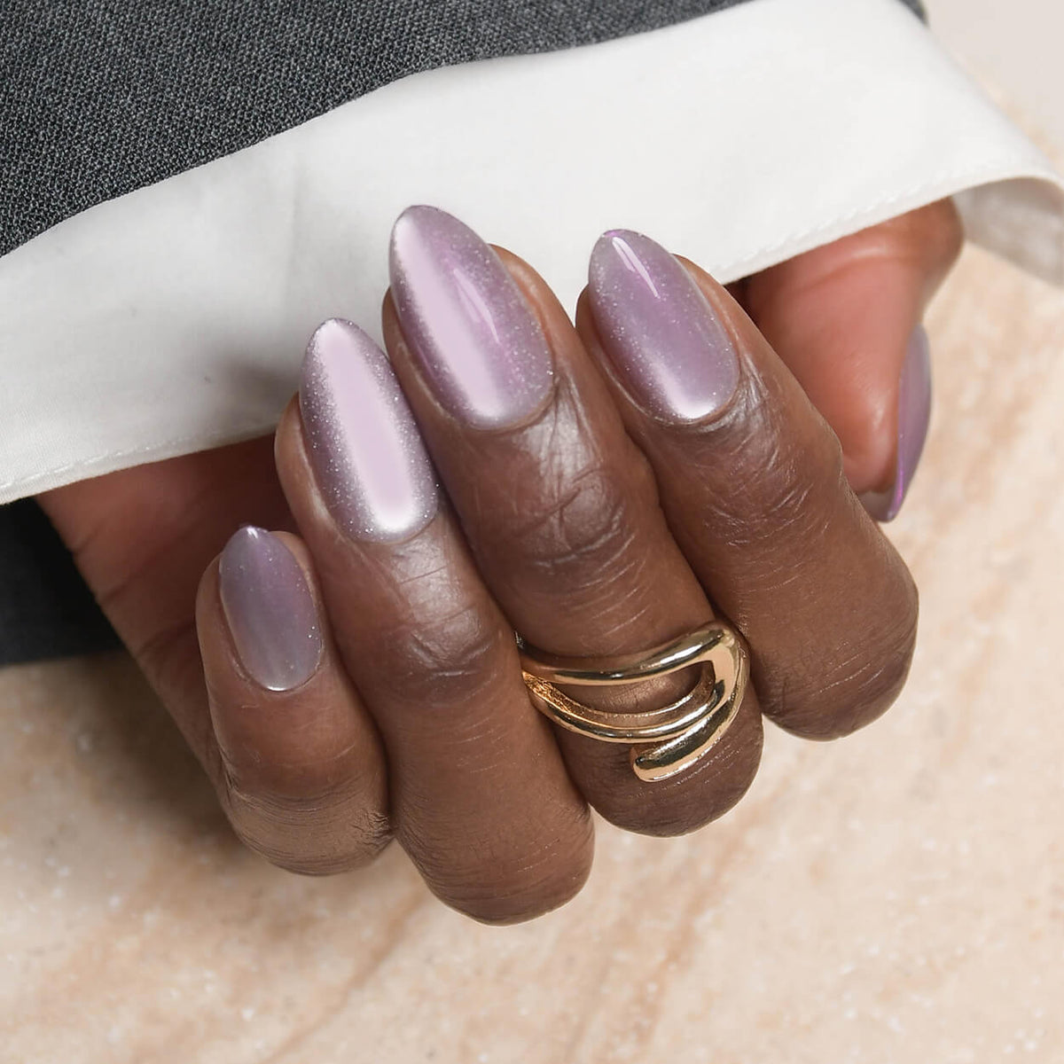 Violet Cat Eye - Almond